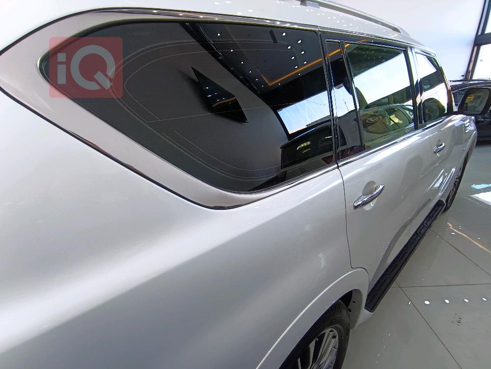 ئينفنتي QX80